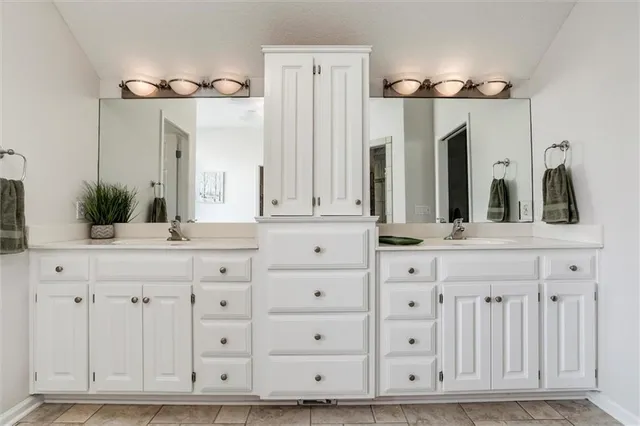 $740,000 | 22310 West 58th Street, Shawnee, KS 66226