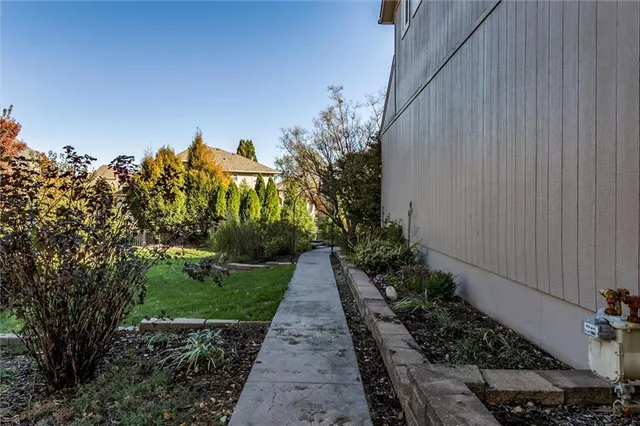 $740,000 | 22310 West 58th Street, Shawnee, KS 66226