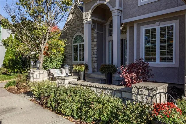 $740,000 | 22310 West 58th Street, Shawnee, KS 66226