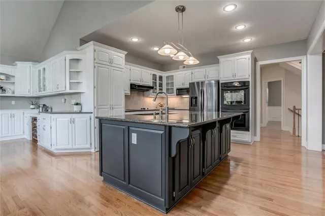 $740,000 | 22310 West 58th Street, Shawnee, KS 66226