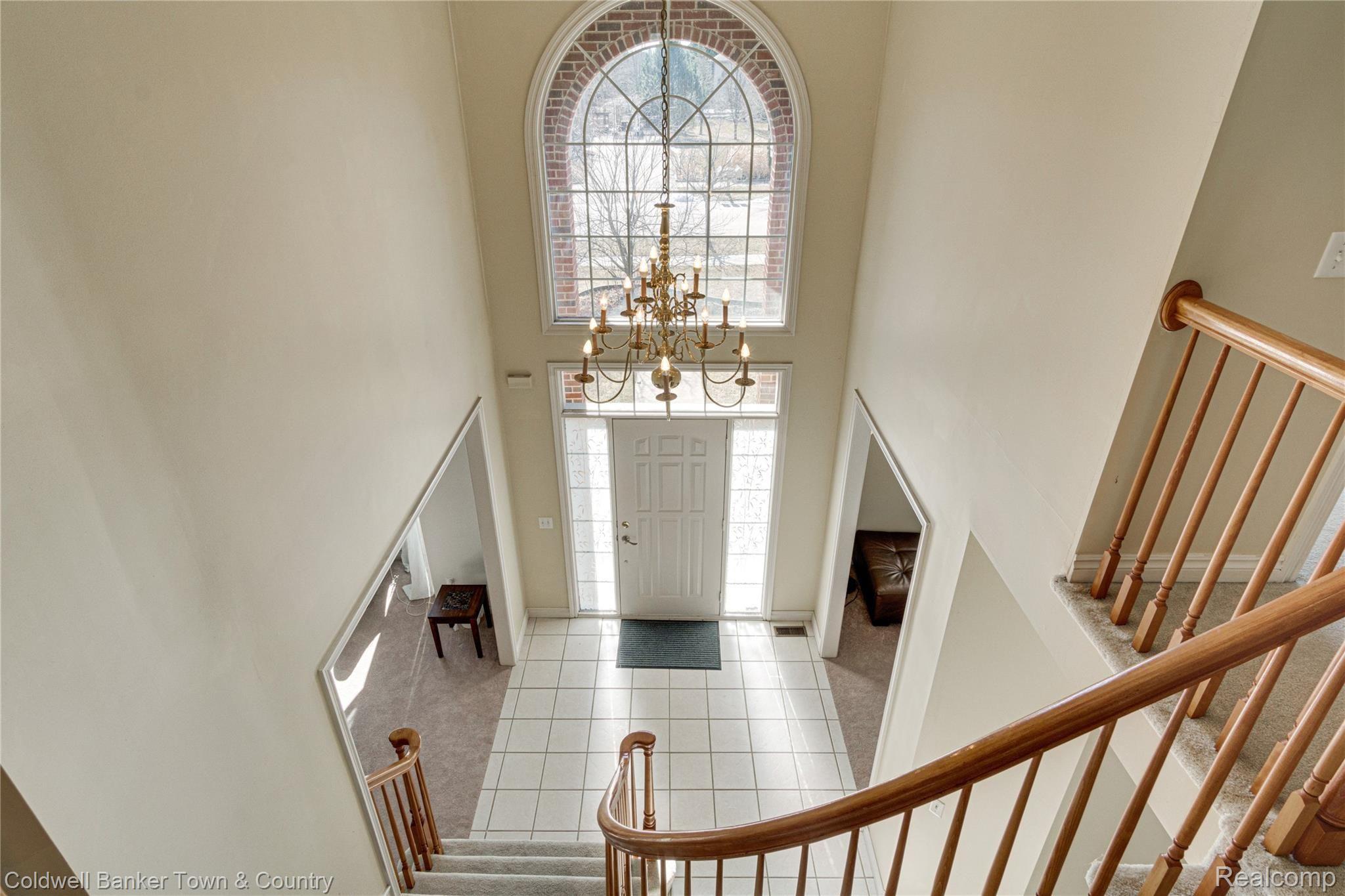 48162 Gladstone Road Canton, MI 48188 - Photo 13 of 20 Foyer View