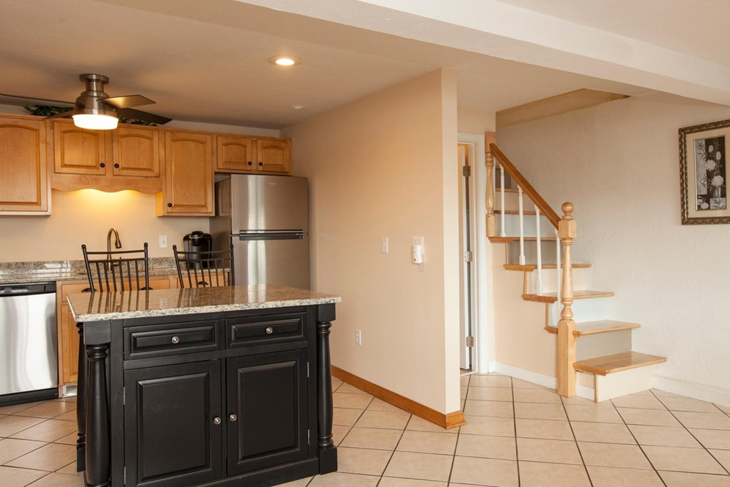 367 Bridle Path Worcester, MA 01604 - Photo 6 of 22 Gallery Image 6