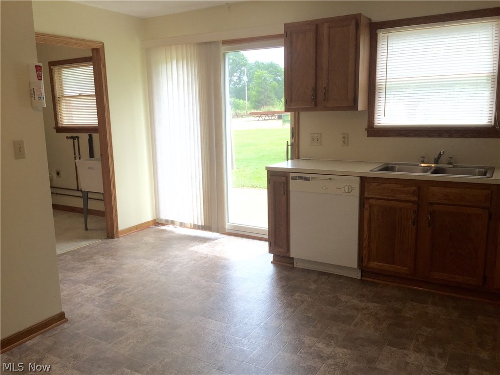 990-992 Heyl Road Wooster, OH 44691 - Photo 5 of 14 Gallery Image 5