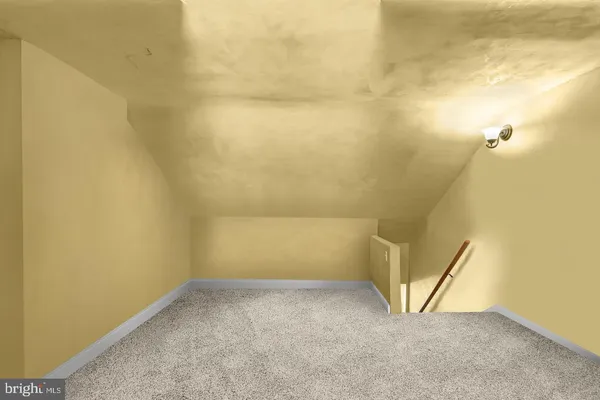 a view of room and has windows