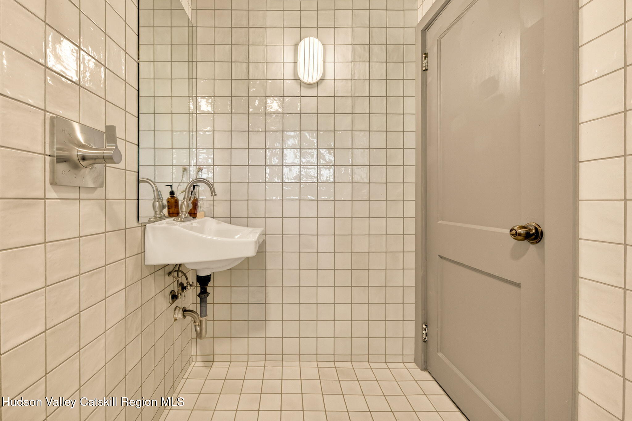 857 Flats Road Athens, NY 12015 - Photo 20 of 46 1 downstairs bath
