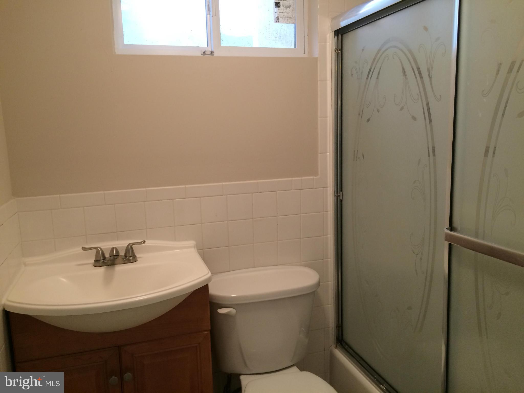 1005 Gabel Street Silver Spring, MD 20901 - Photo 19 of 25 Bath