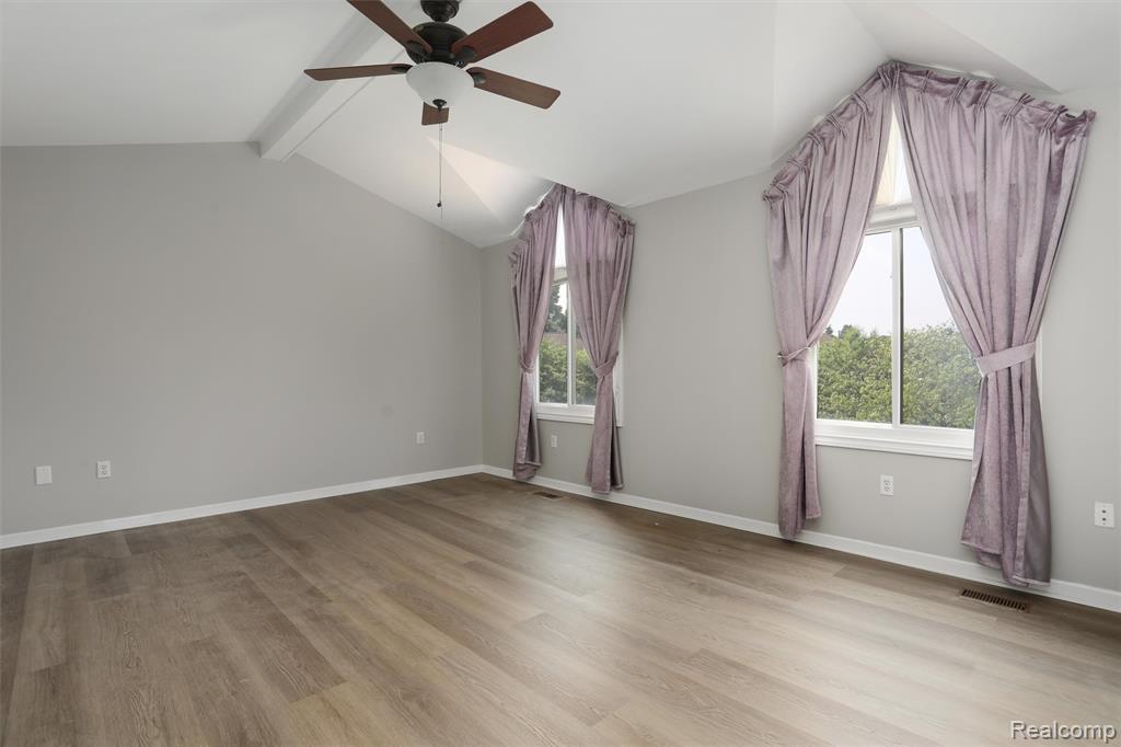 2137 Crystal Drive Rochester Hills, MI 48309 - Photo 21 of 32