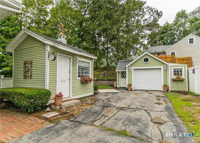 150 Broad Street Danielson, CT 06239 - Photo 11 of 39