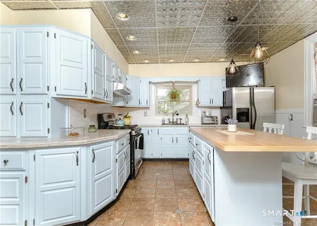 $499,000 | 150 Broad Street, Killingly, CT 06239