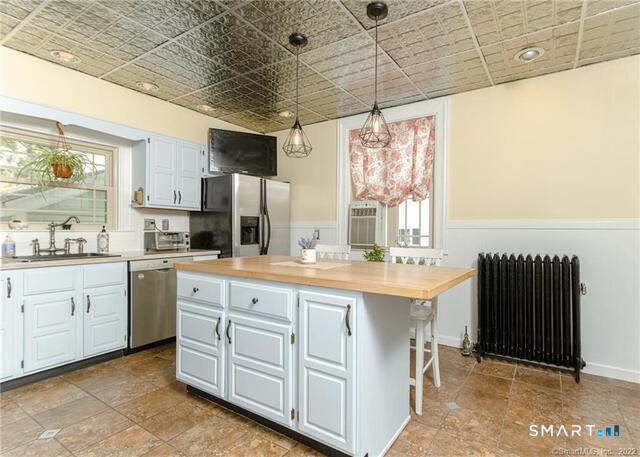 150 Broad Street Danielson, CT 06239 - Photo 19 of 39