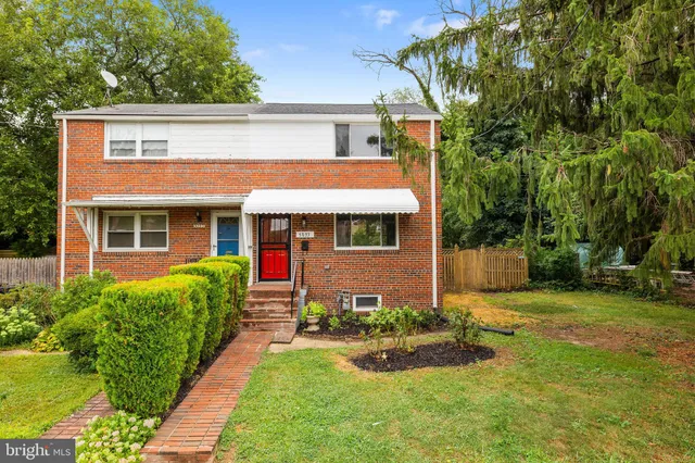 $374,900 | 5033 37th Avenue, Hyattsville, MD 20782