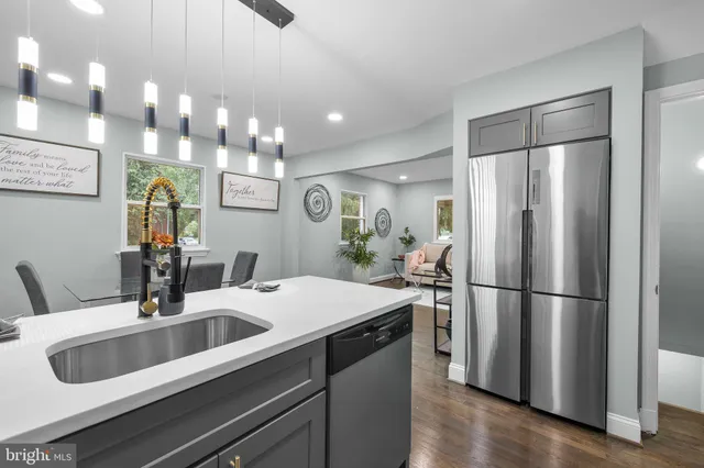 $374,900 | 5033 37th Avenue, Hyattsville, MD 20782