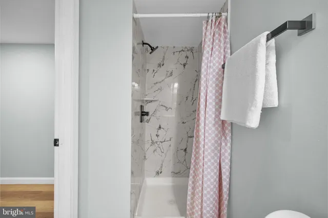 $374,900 | 5033 37th Avenue, Hyattsville, MD 20782