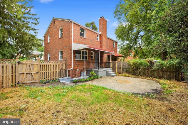 $374,900 | 5033 37th Avenue, Hyattsville, MD 20782