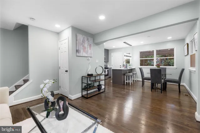 $374,900 | 5033 37th Avenue, Hyattsville, MD 20782