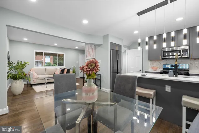 $374,900 | 5033 37th Avenue, Hyattsville, MD 20782