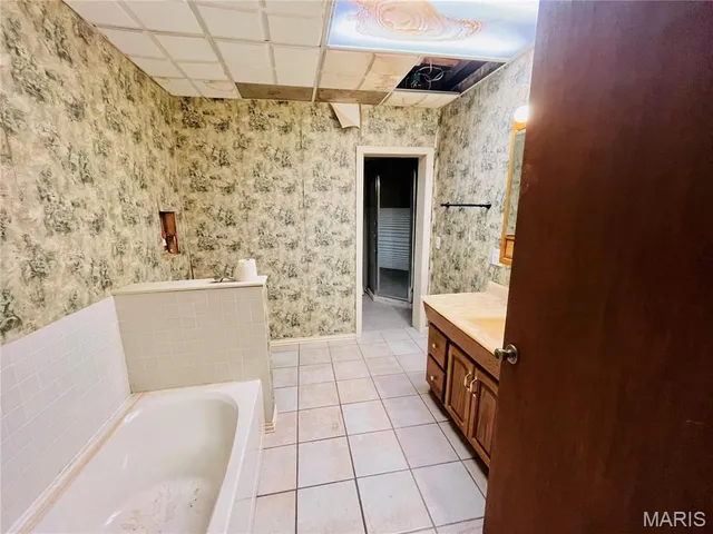 $99,000 | 106 East Young Street, Doniphan, MO 63935