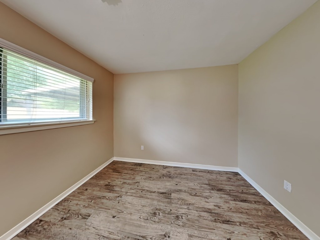 10418 Winding Trail Road La Porte, TX 77571 - Photo 7 of 11