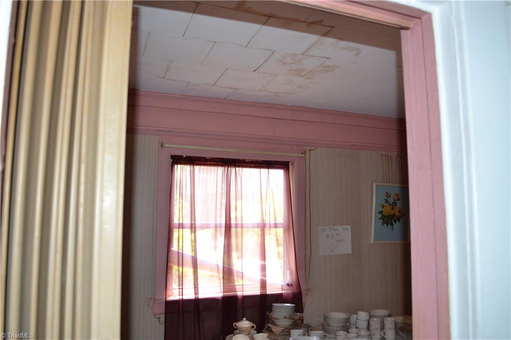 1361 Ledbetter Road Mayodan, NC 27027 - Photo 18 of 22 Gallery Image 18