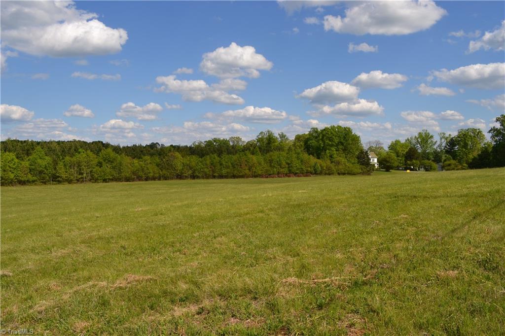 1361 Ledbetter Road Mayodan, NC 27027 - Photo 4 of 22 Gallery Image 4