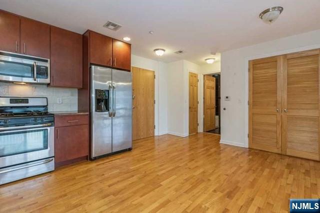 17 Meadow Road, Unit 104 Rutherford, NJ 07070 - Photo 4 of 19