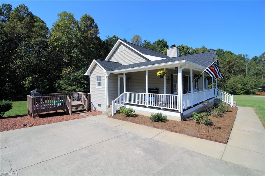 150 Redwing Road Madison, NC 27025 - Photo 3 of 19 Gallery Image 3