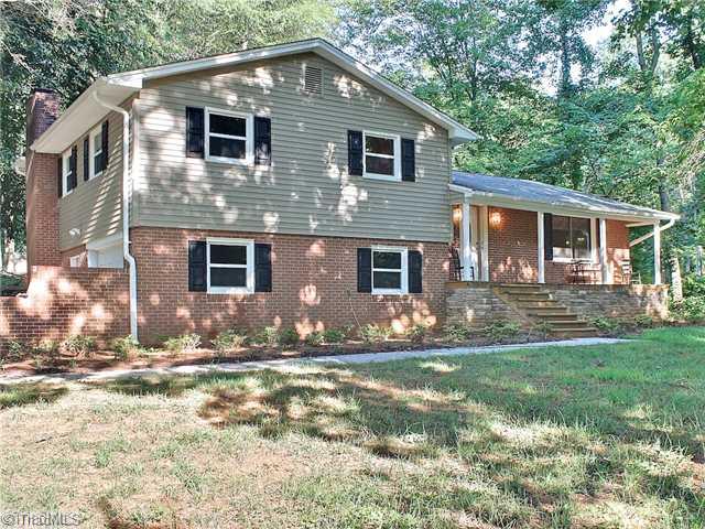 5731 Enfield Road Pfafftown, NC 27040 - Photo 2 of 16 Exterior Front.