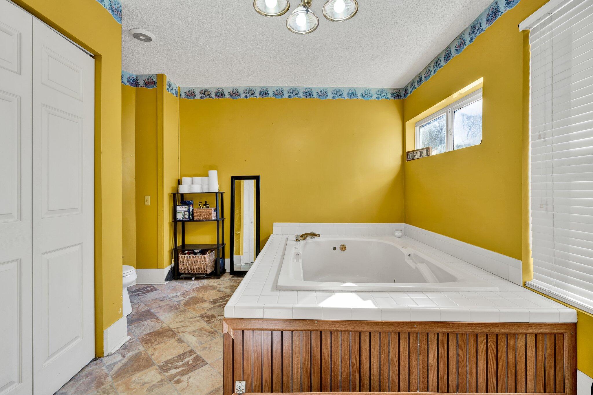 3172 Railroad Street Charleston, TN 37310 - Photo 28 of 46 33