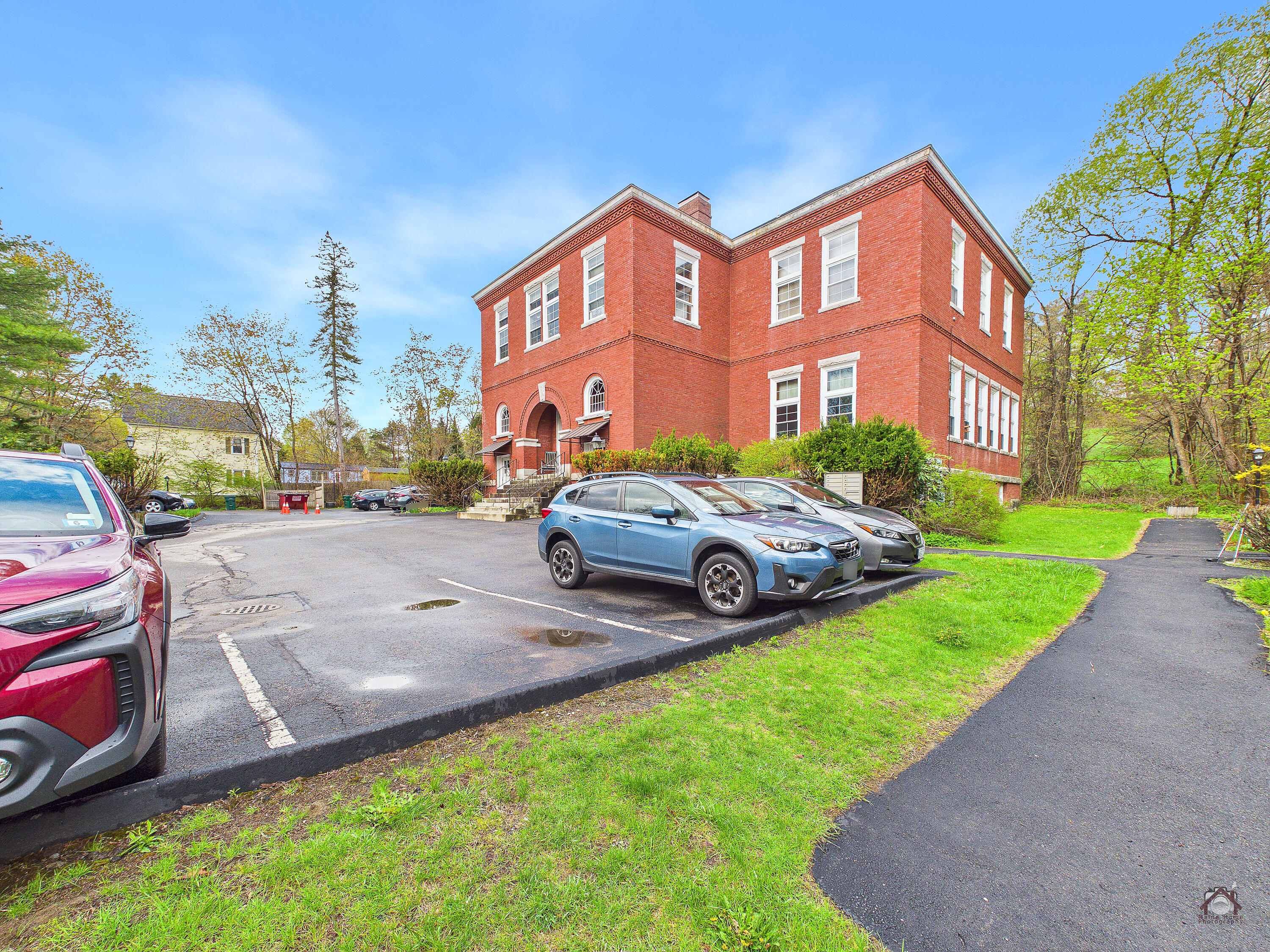 85 Middle Street, Unit 7 Hallowell, ME 04347 - Photo 7 of 51 100-U9NLP26-LP-104