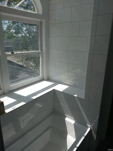 $1,000 | 505 North 6th Street, Unit LOFT, Vincennes, IN 47591