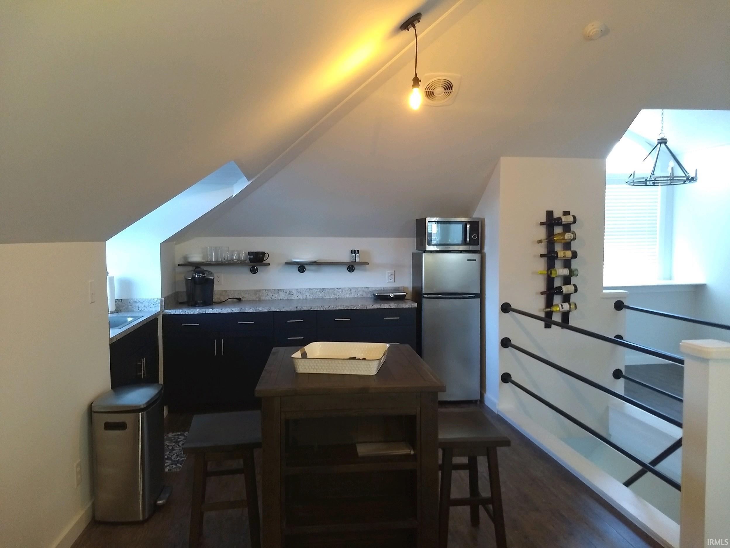 505 North 6th Street, Unit LOFT Vincennes, IN 47591 - Photo 5 of 15