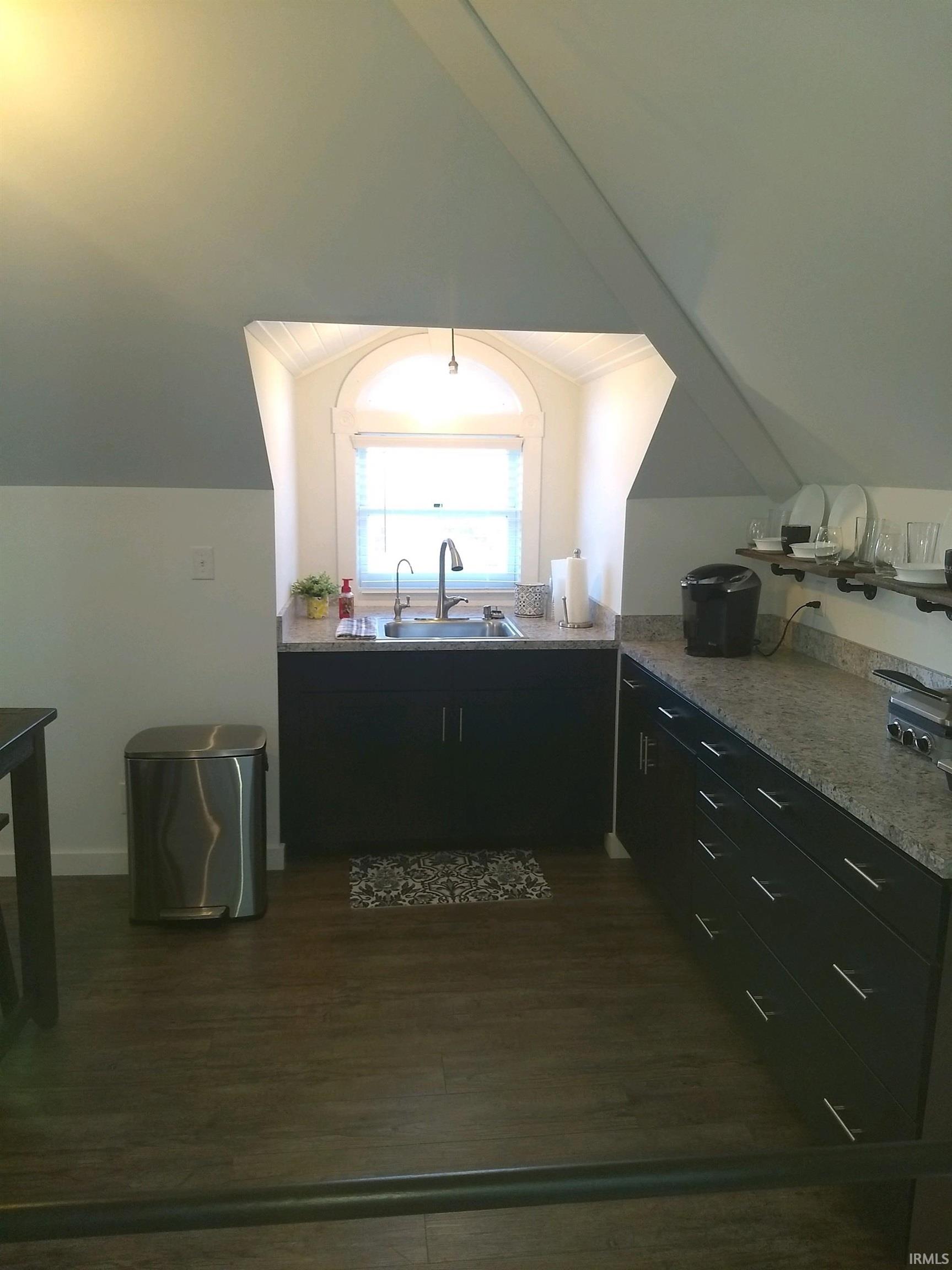 505 North 6th Street, Unit LOFT Vincennes, IN 47591 - Photo 7 of 15