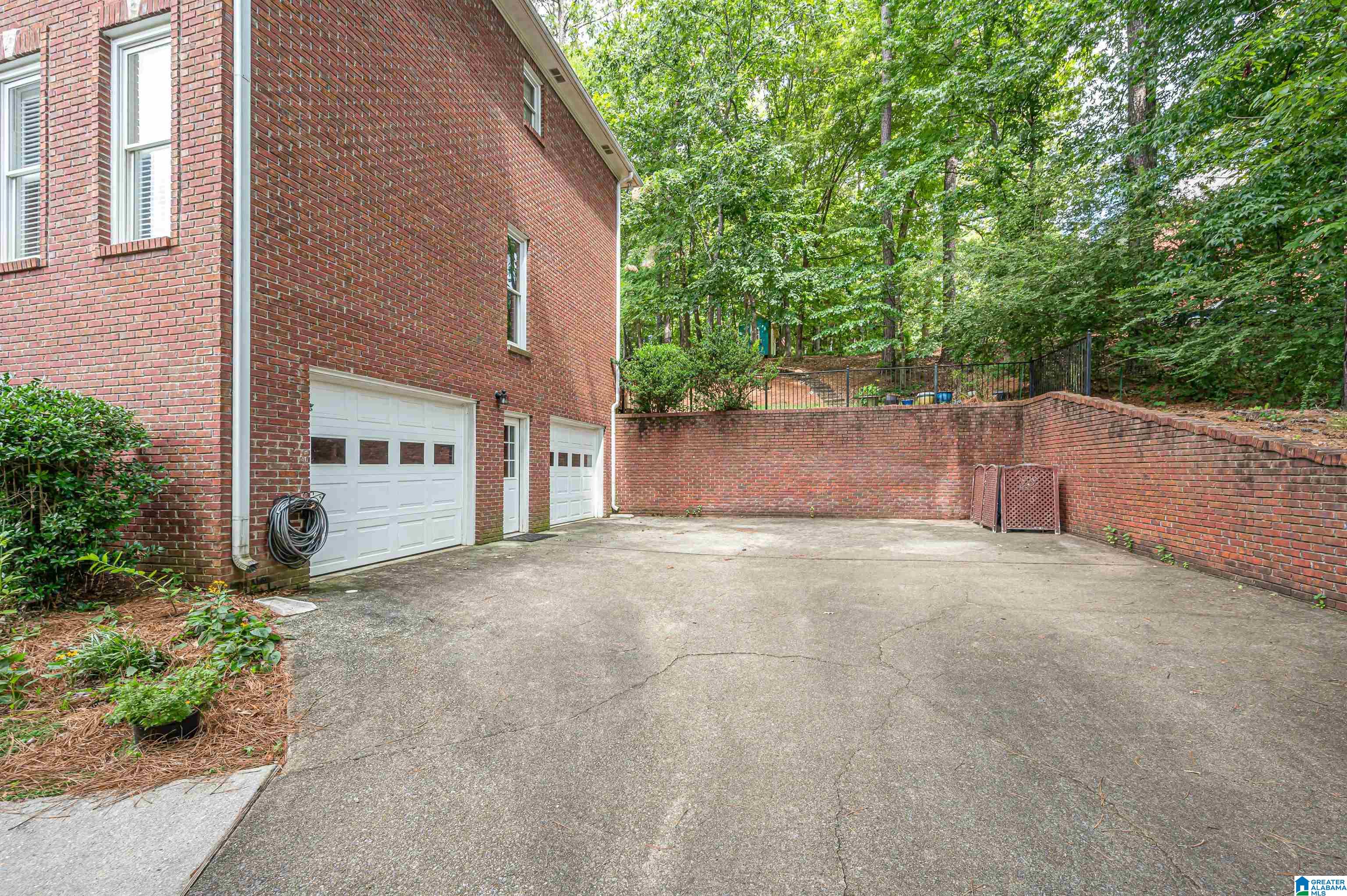 342 Oak Trace Hoover, AL 35244 - Photo 37 of 39