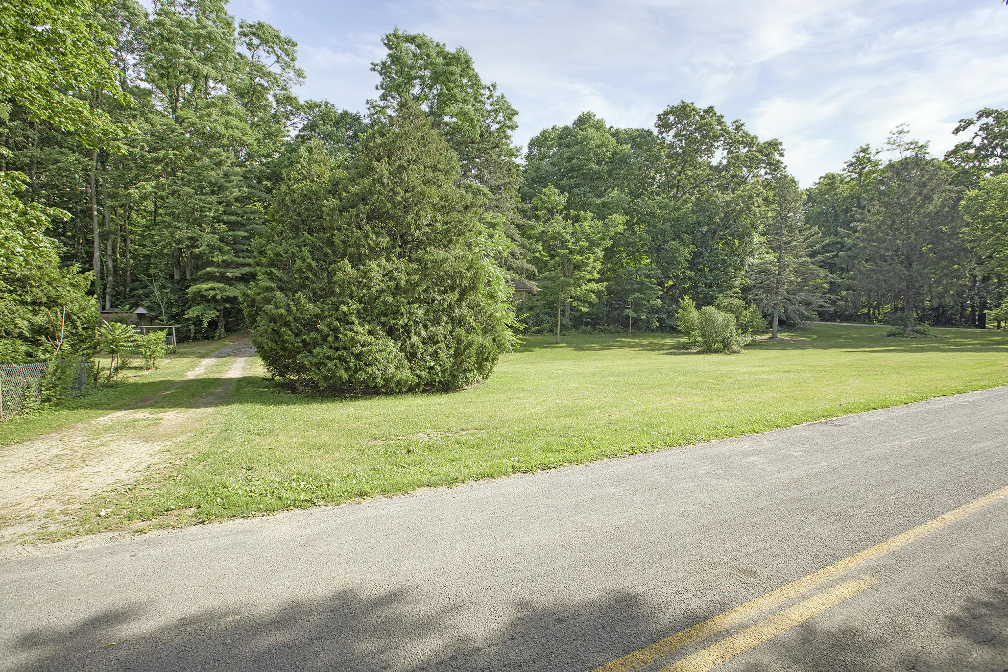 3001 East Riverside Road Buchanan, MI 49107 - Photo 29 of 36 0D6A8563