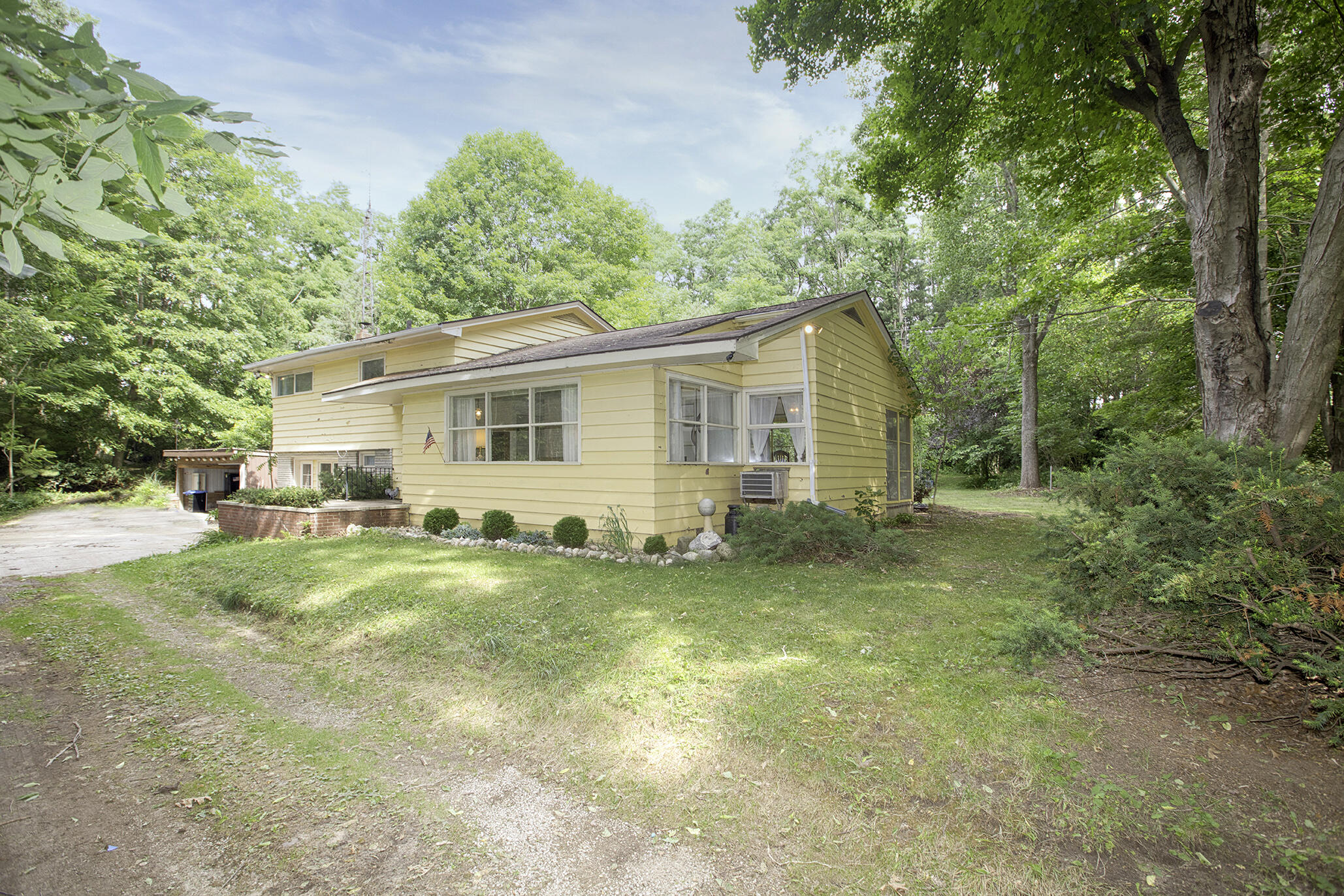 3001 East Riverside Road Buchanan, MI 49107 - Photo 4 of 36 0D6A8663