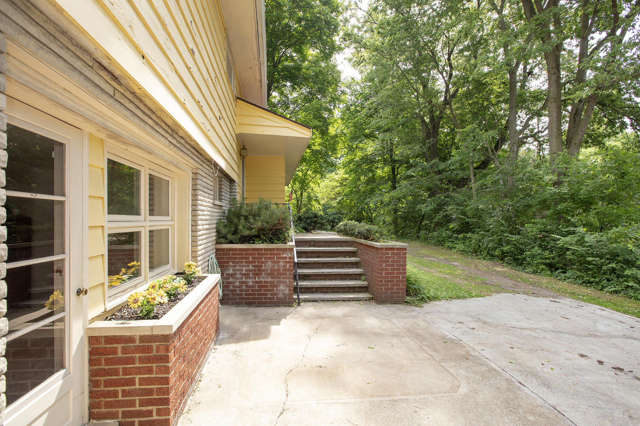 3001 East Riverside Road Buchanan, MI 49107 - Photo 5 of 36 0D6A8667