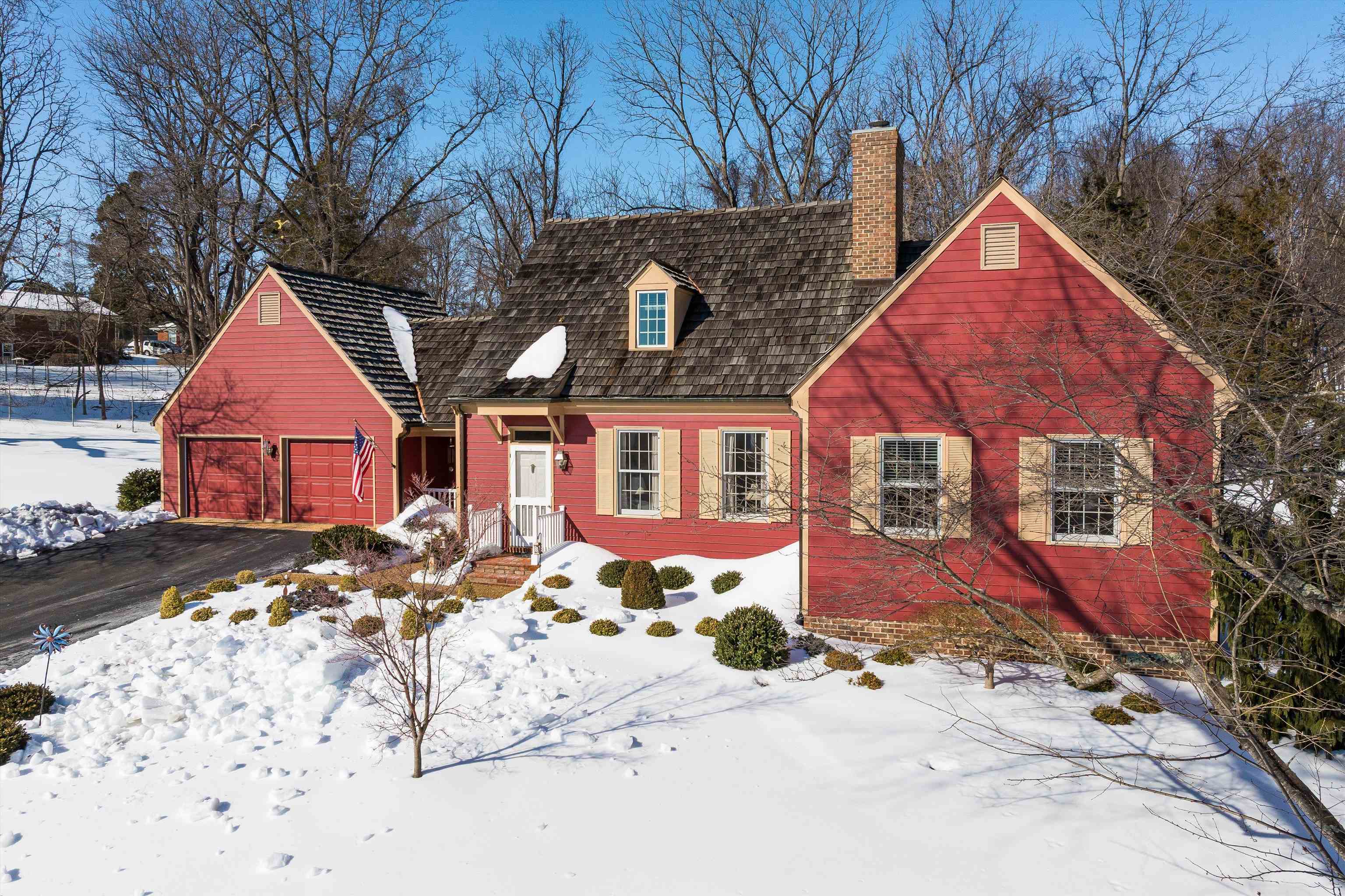 305 Kings Square Staunton, VA 24401 - Photo 5 of 55