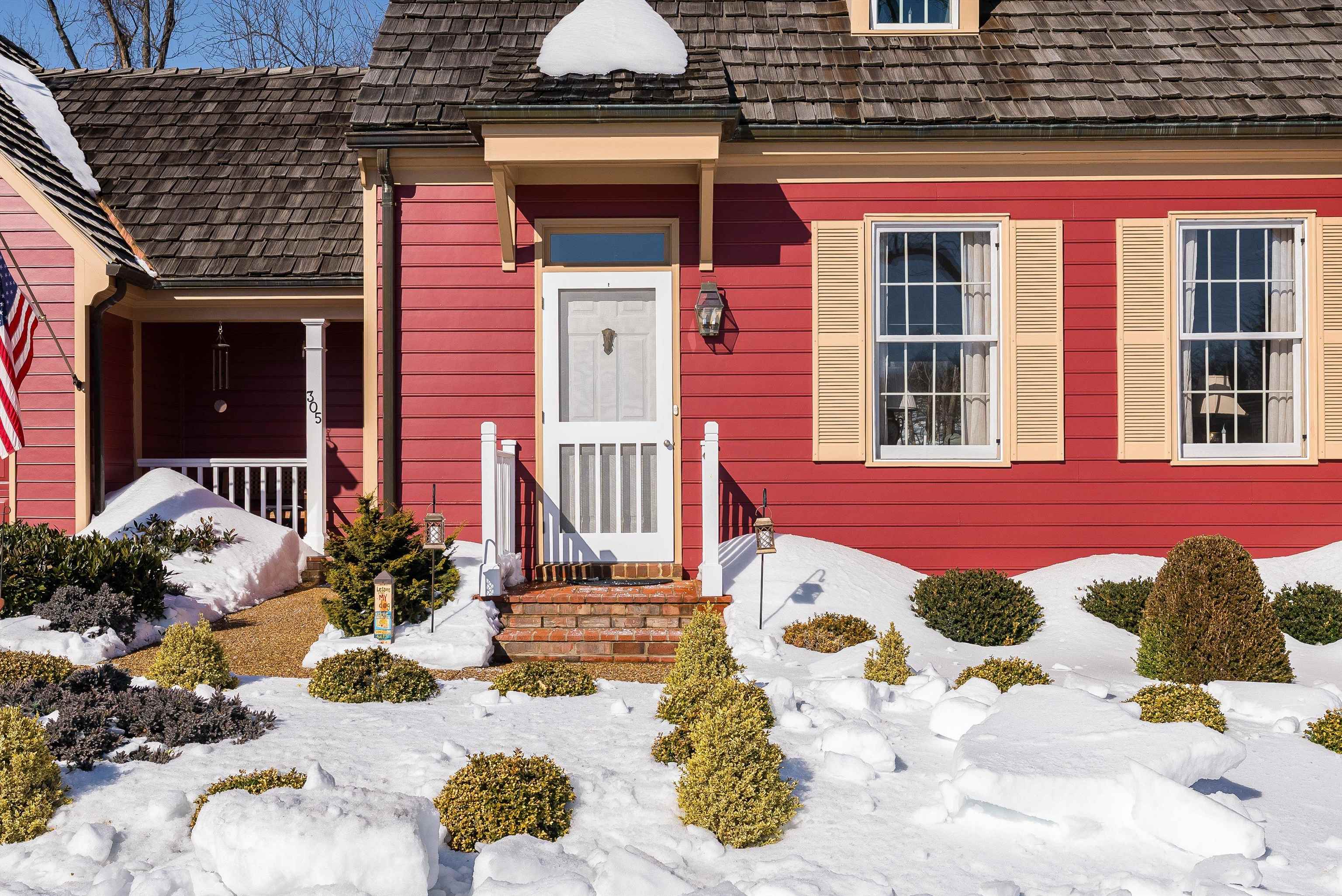 305 Kings Square Staunton, VA 24401 - Photo 7 of 55