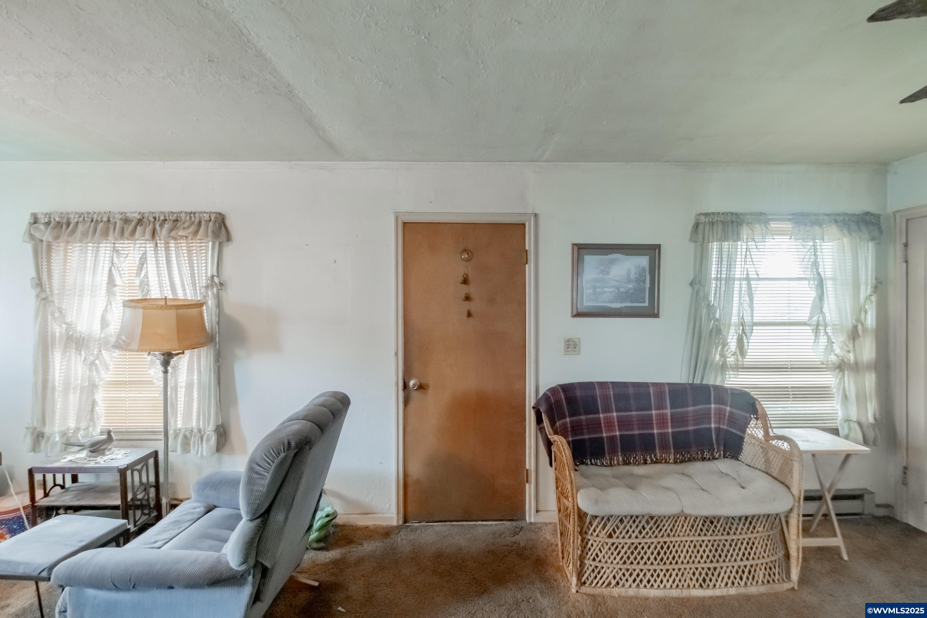 4711 Herrin Road Northeast Salem, OR 97305 - Photo 4 of 43