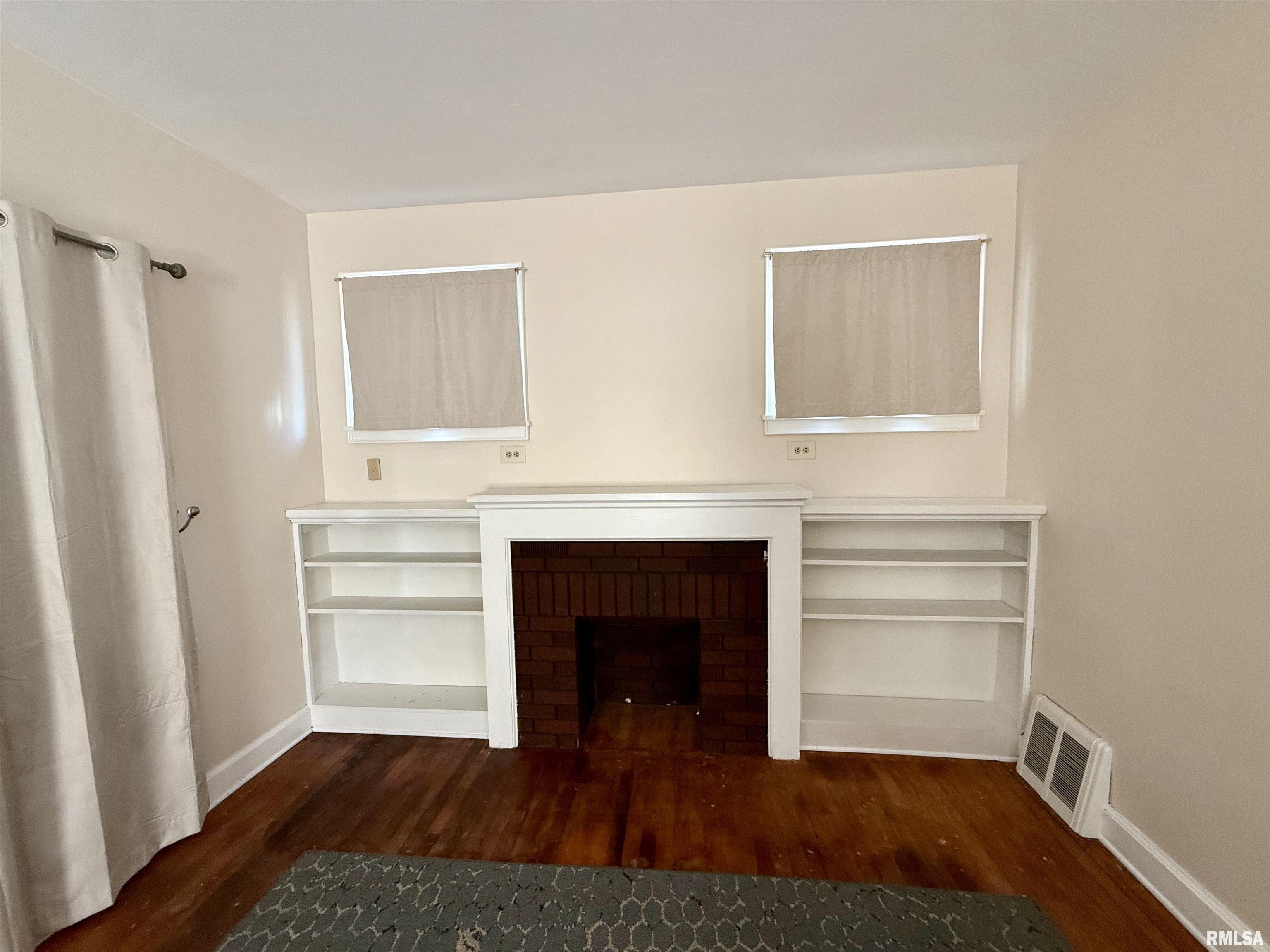 435 3rd Avenue North Clinton, IA 52732 - Photo 6 of 16