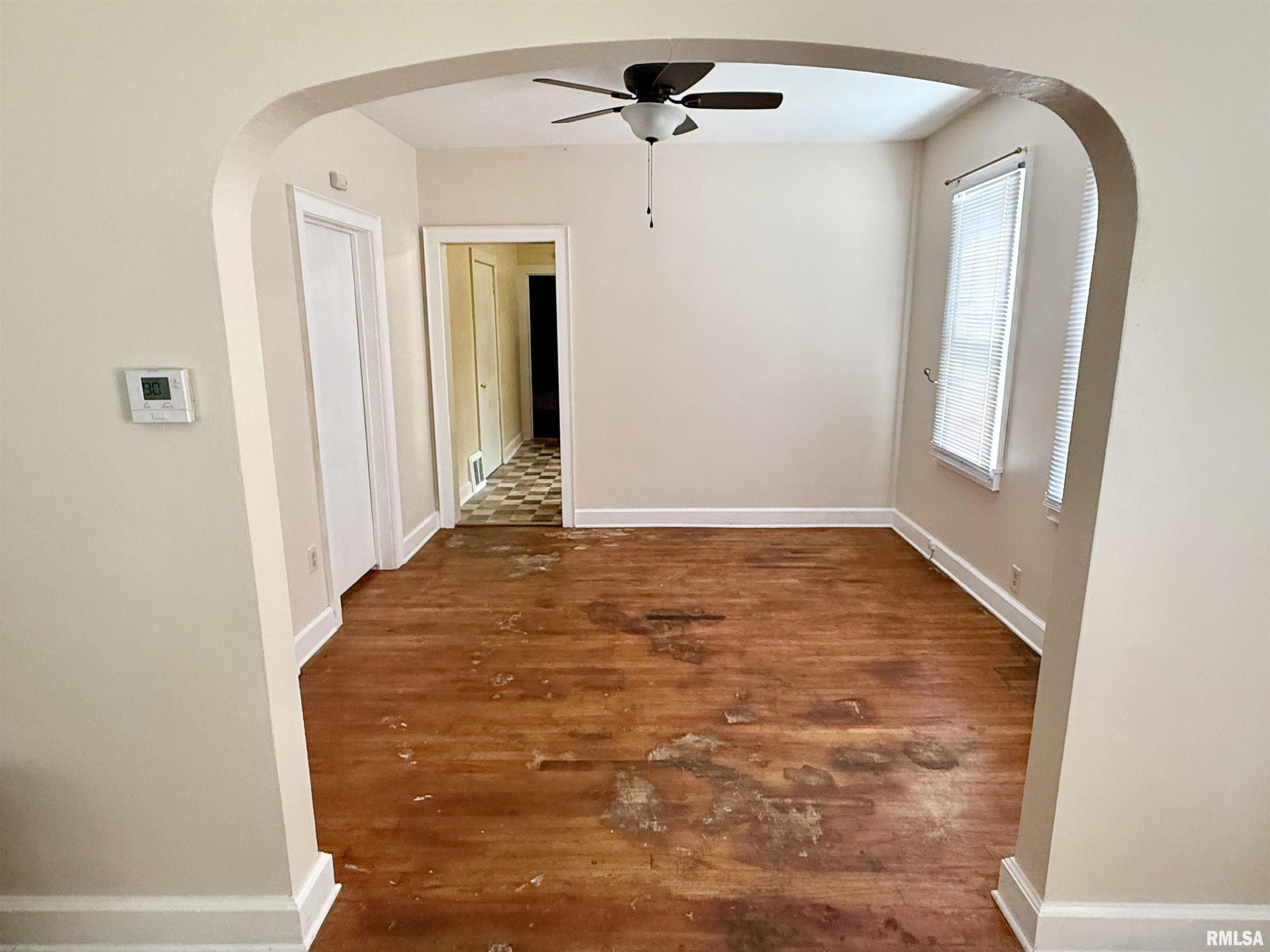 435 3rd Avenue North Clinton, IA 52732 - Photo 7 of 16