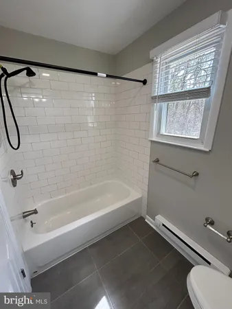 $2,150 | 508 Loch Lomond Drive, Sicklerville, NJ 08081
