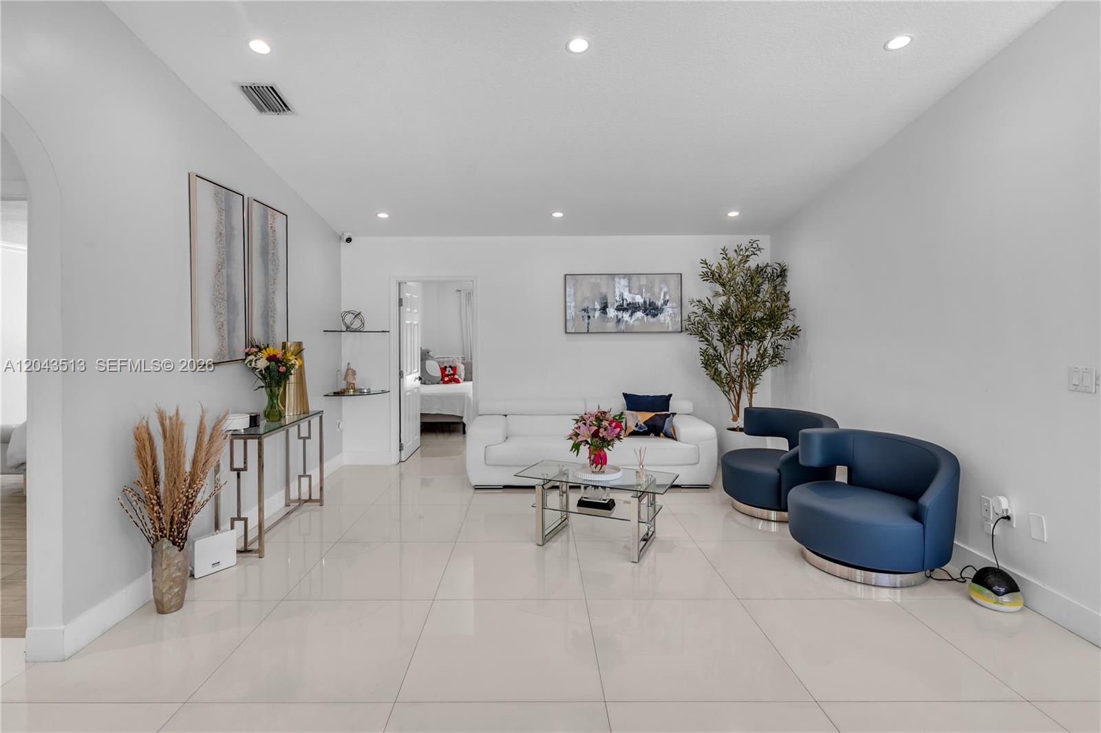 13261 Southwest 204th Street Miami, FL 33177 - Photo 14 of 47