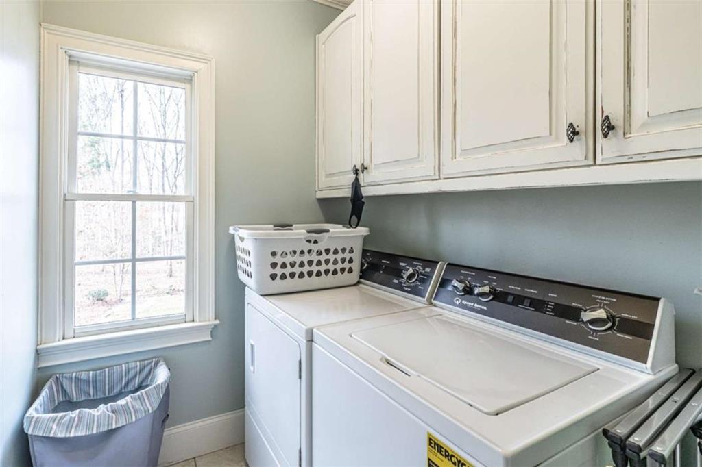 15 Quarter Horse Drive Northwest Rome, GA 30165 - Photo 25 of 57 a utility room with dryer and washer