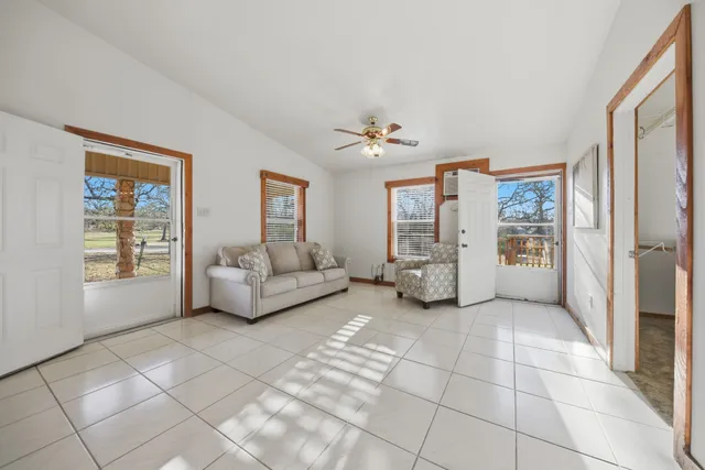 $310,000 | 100 Choctaw Crest, Somerville, TX 77879