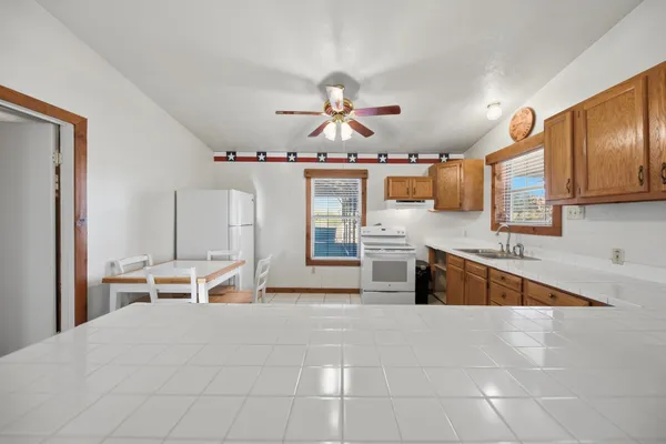 $298,000 | 100 Choctaw Crest, Somerville, TX 77879