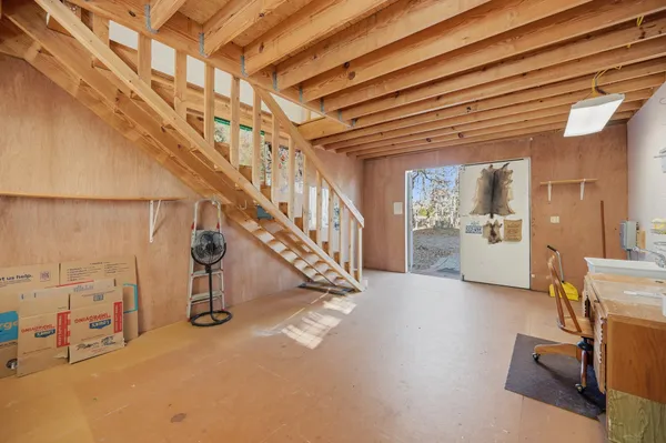 $298,000 | 100 Choctaw Crest, Somerville, TX 77879