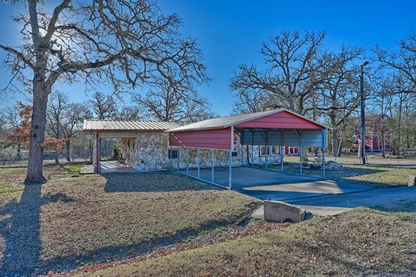 $298,000 | 100 Choctaw Crest, Somerville, TX 77879