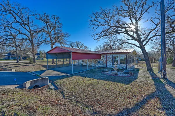 $298,000 | 100 Choctaw Crest, Somerville, TX 77879