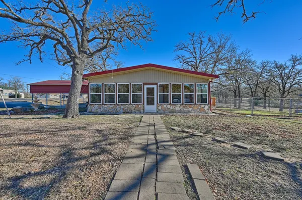 $298,000 | 100 Choctaw Crest, Somerville, TX 77879